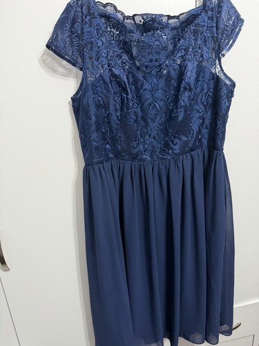 Chi london midi - navy, lace