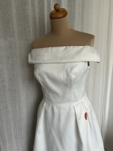 Nwt chi london meryl - chi,